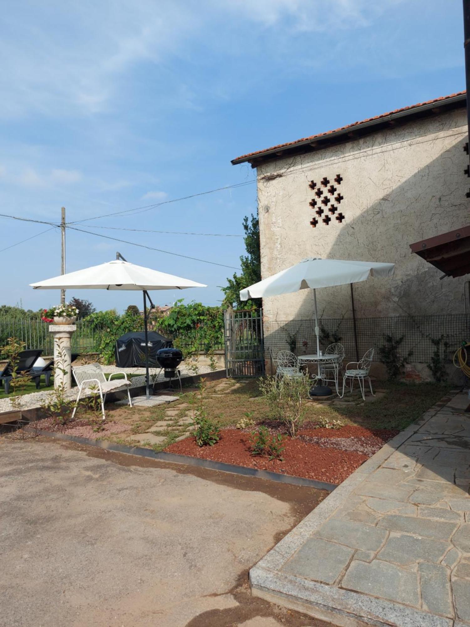 La Ca' 'D Pinet Villa Cuneo Bagian luar foto